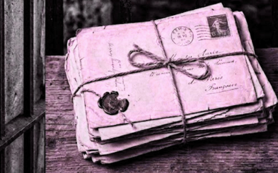 Image de lettres ficelées ensemble