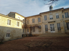 Cour d'honneur au CH de Cadillac